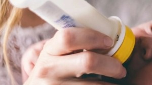 ΕΟΦ: Ανακαλεί παρτίδες βρεφικού γάλακτος – Ο λόγος της απόφασης