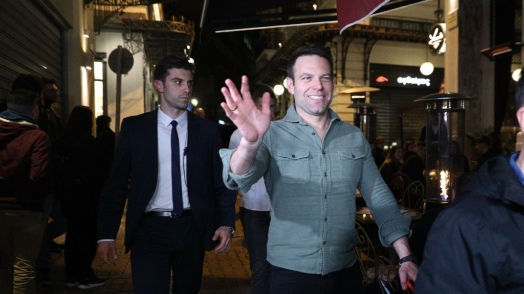 ΣΥΡΙΖΑ: Για ποτό με βουλευτές και στελέχη ο Κασσελάκης μετά την αναβολή των εσωκομματικών εκλογών