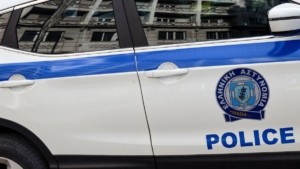 Ηράκλειο: Συνελήφθη 20χρονος για κατοχή όπλων και μπαλωθιές