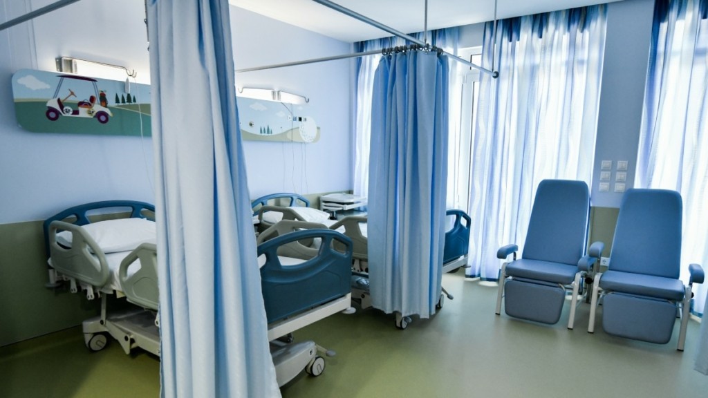 Με εντολή Γεωργιάδη δεν σταματούν τα χειρουργεία στο Παίδων “Αγλαΐα Κυριακού”