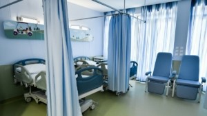 Παραμένει διασωληνωμένη η 6χρονη με εγκεφαλίτιδα από γρίπη – Βρέφος 3 μηνών εισήχθει στην εντατική με RSV