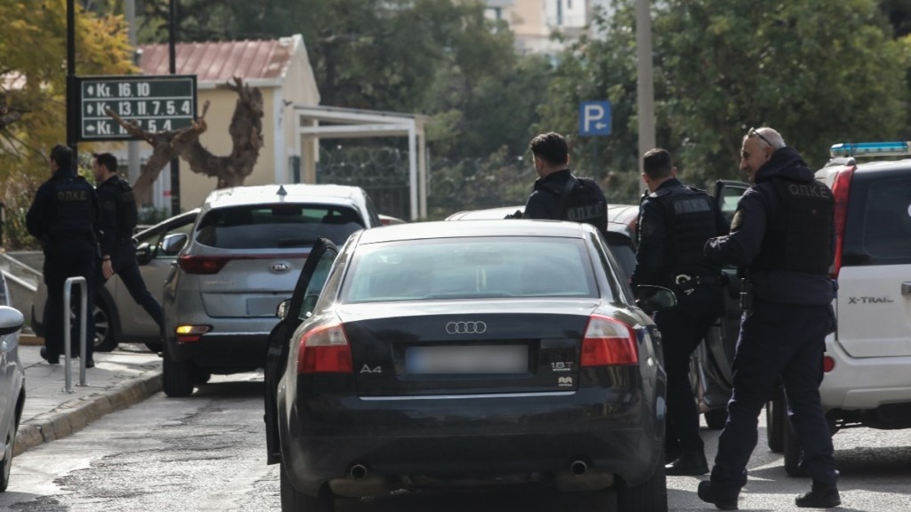 Οι κατηγορίες που αντιμετωπίζουν το μέλος της Συνωμοσίας Πυρήνων της Φωτιάς, οι δύο ΟΥΚάδες και ο πορτιέρης