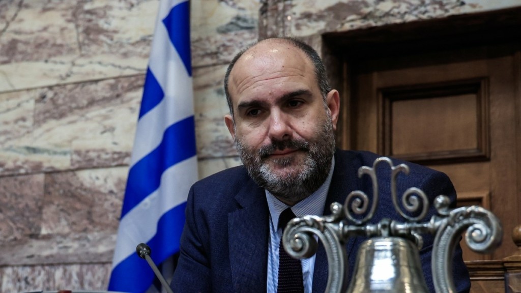 Δημήτρης Μαρκόπουλος: Διαψεύδει ότι απείλησε καθηγητή για τους βαθμούς του παιδιού του