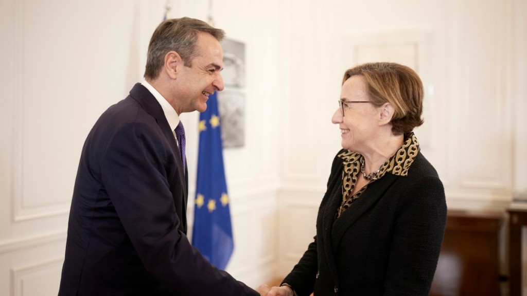 Συνάντηση Μητσοτάκη με τη Διευθύνουσα Σύμβουλο του Ομίλου Vodafone Margherita Della Valle