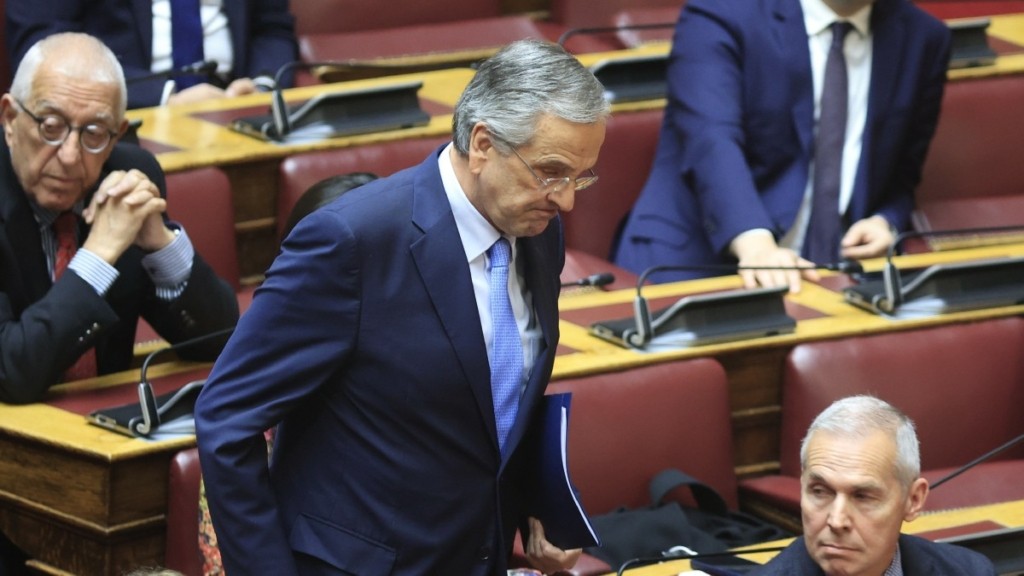Ο Μητσοτάκης γυρίζει σελίδα, ο Σαμαράς μένει στην παλιά
