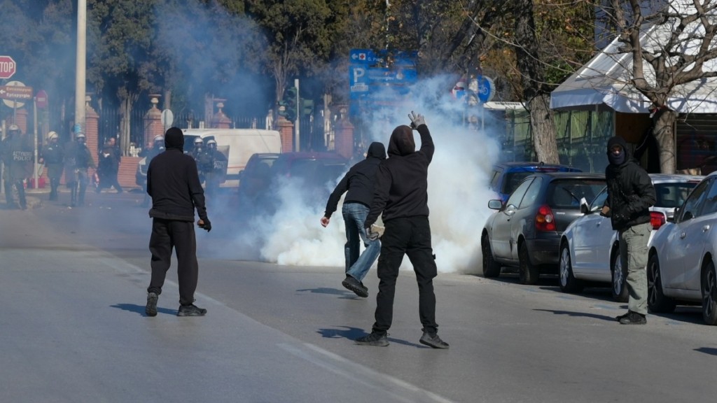 Θεσσαλονίκη: Επτά συλλήψεις για τα επεισόδια στην πορεία ενάντια στα μη κρατικά πανεπιστήμια