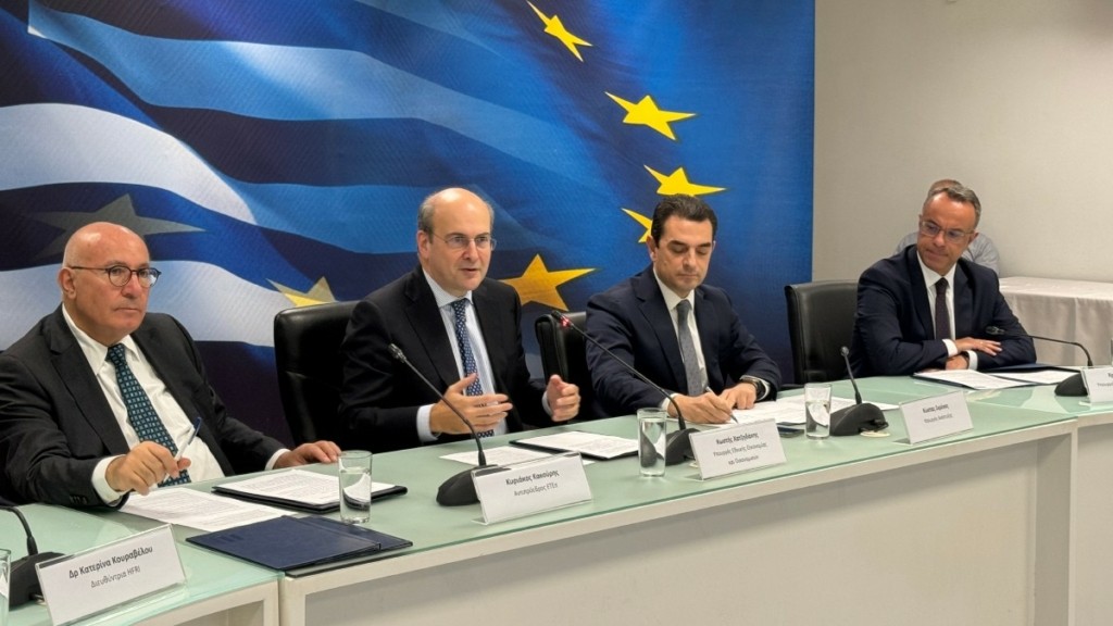 Κ. Χατζηδάκης: H επενδυτική βαθμίδα βοηθάει να δανειζόμαστε φθηνότερα 