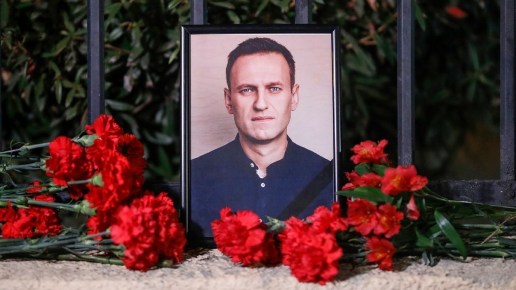Αλεξέι Ναβάλνι: Σούνακ και φον ντερ Λάιεν εξέφρασαν την οργή τους για τον θάνατο του