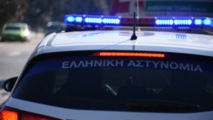 Θεσσαλονίκη: Συνελήφθη 19χρονος για ληστεία σε κατάστημα τυχερών παιχνιδιών – Άρπαξε 690 ευρώ υπό την απειλή μαχαιριού