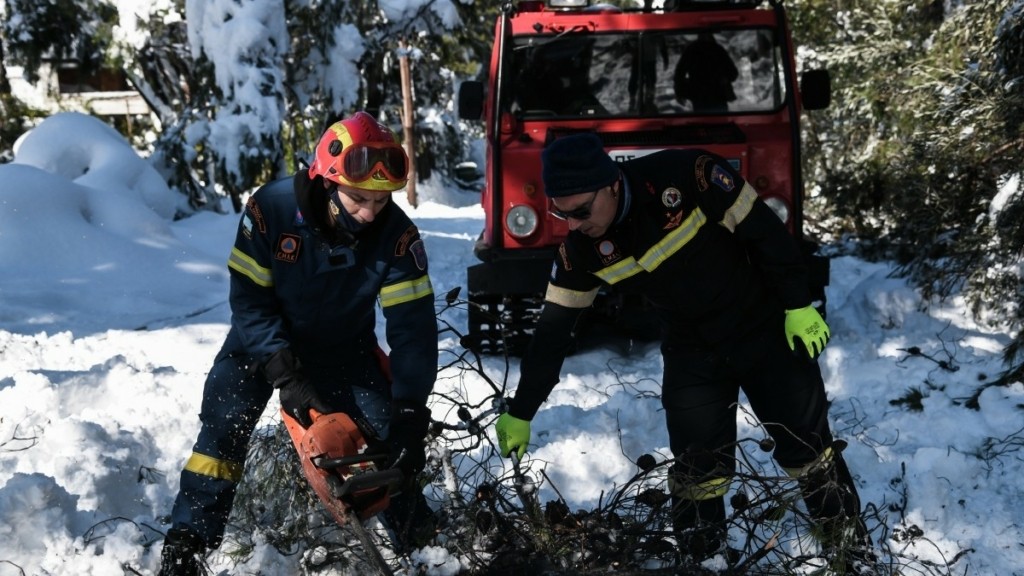 Απεγκλωβίστηκαν 5 Θεσσαλονικείς από την ΕΜΑΚ στο Ανατολικό Ζαγόρι
