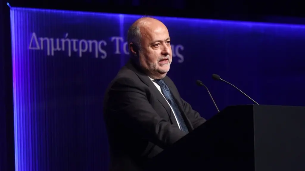 Ηράκλειο Κρήτης: Πλήθος κόσμου στην παρουσίαση του βιβλίου του Δ. Τσιόδρα “Ευρωπαϊκή Ενοποίηση, Οι περιπέτειες ενός οράματος”