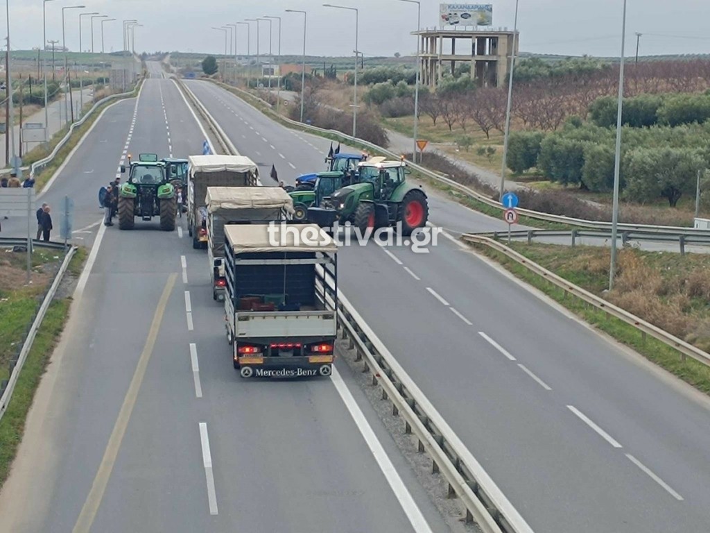 Οι αγρότες κλείνουν μέχρι τις 20:00 το βράδυ την Εθνική Οδό Θεσσαλονίκης – Ν. Μουδανιών