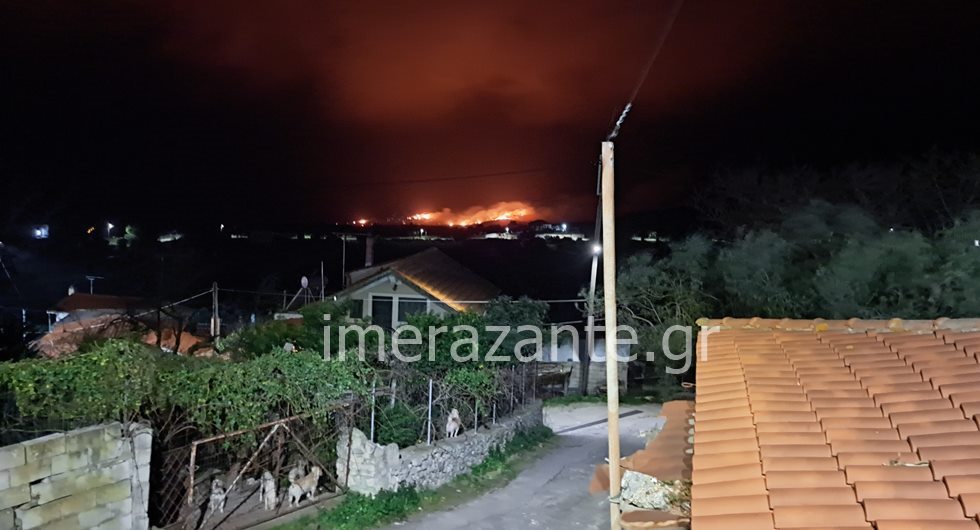 Μεγάλη φωτιά τώρα στις Μαριές Ζακύνθου – Δείτε Βίντεο