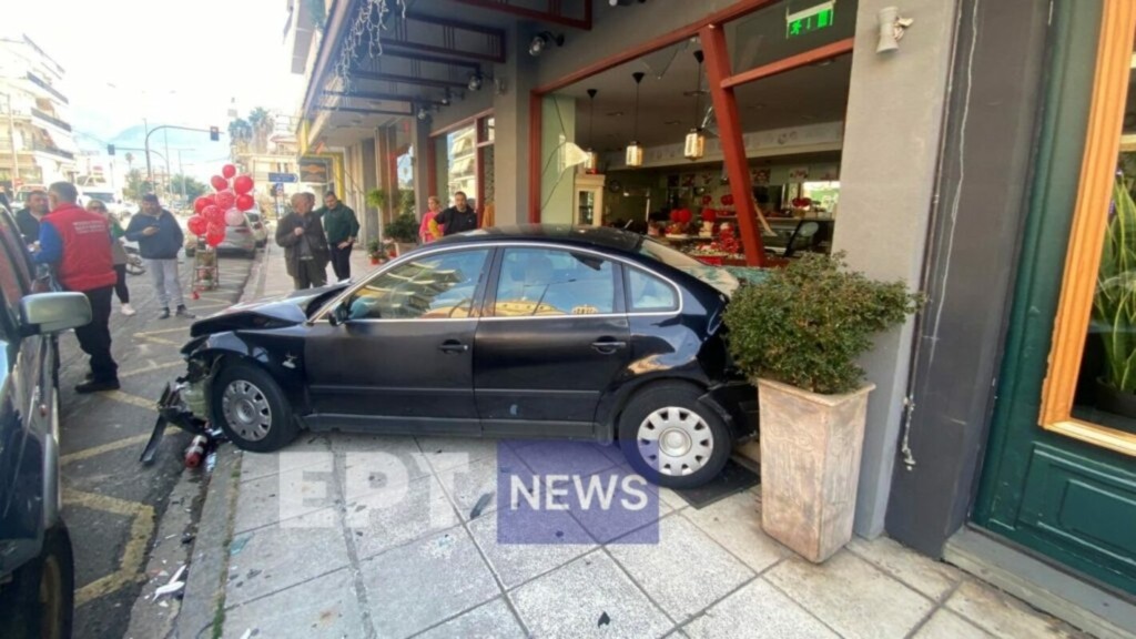 Τρελή πορεία αυτοκινήτου στο κέντρο της Καλαμάτας -Από θαύμα δεν υπήρξαν θύματα