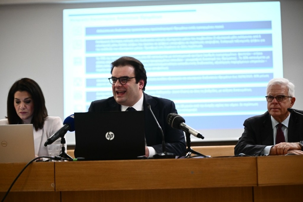 Πιερρακάκης για μη κρατικά ΑΕΙ: Στον «πυρήνα» του νομοσχεδίου η διεθνοποίηση της τριτοβάθμιας εκπαίδευσης