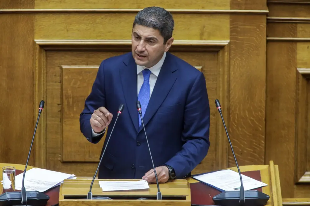 Λευτέρης Αυγενάκης στους αγρότες: «Παραμένουμε ανοικτοί στον διάλογο»