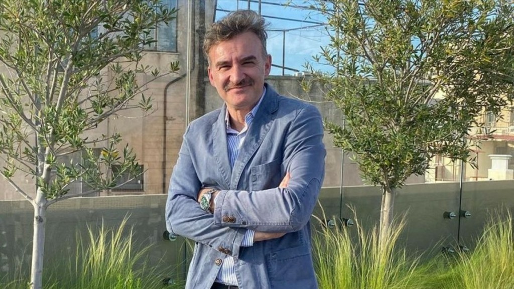 Πατέρας για δεύτερη φορά ο Νίκος Ορφανός – Έγκυος η σύζυγός του