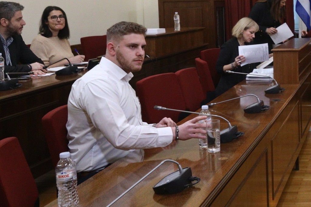 Τέμπη: Συγκλονιστική μαρτυρία φοιτητή -«Καιγόμουν από τις λαμαρίνες»