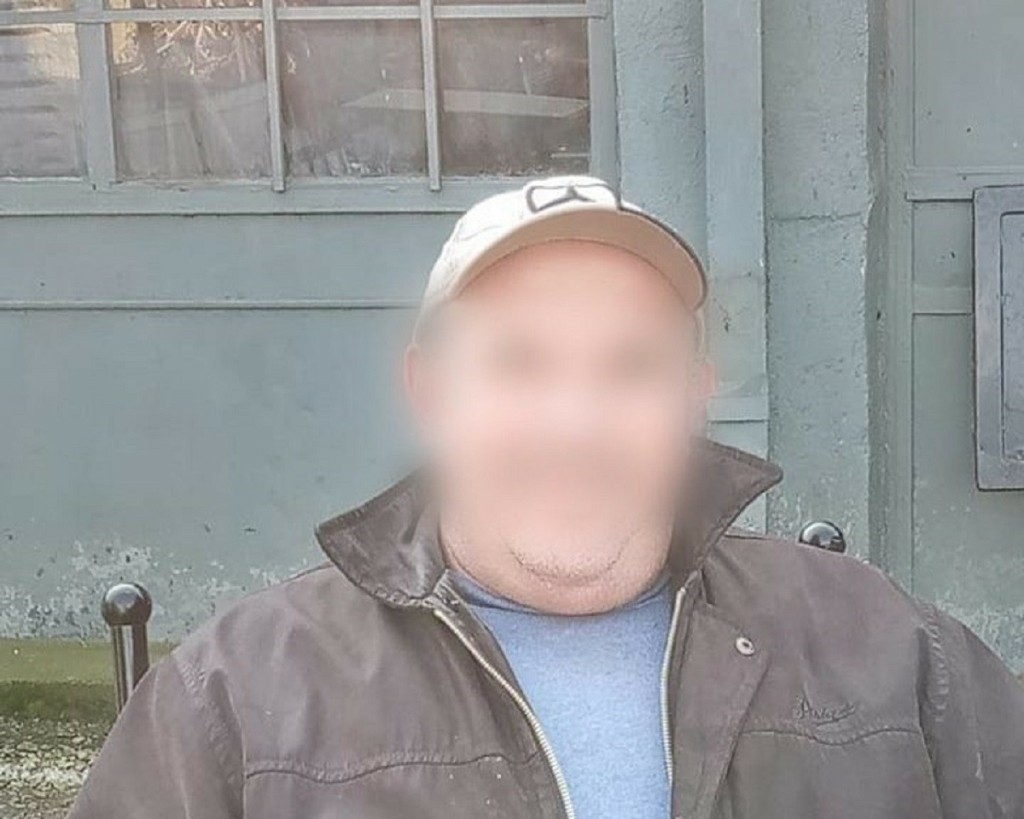 Τρίκαλα: Ψυχικά ασθενής ο 46χρονος που αποκεφάλισε τον πατέρα του – Οι πρώτες εικόνες από το σημείο του εγκλήματος