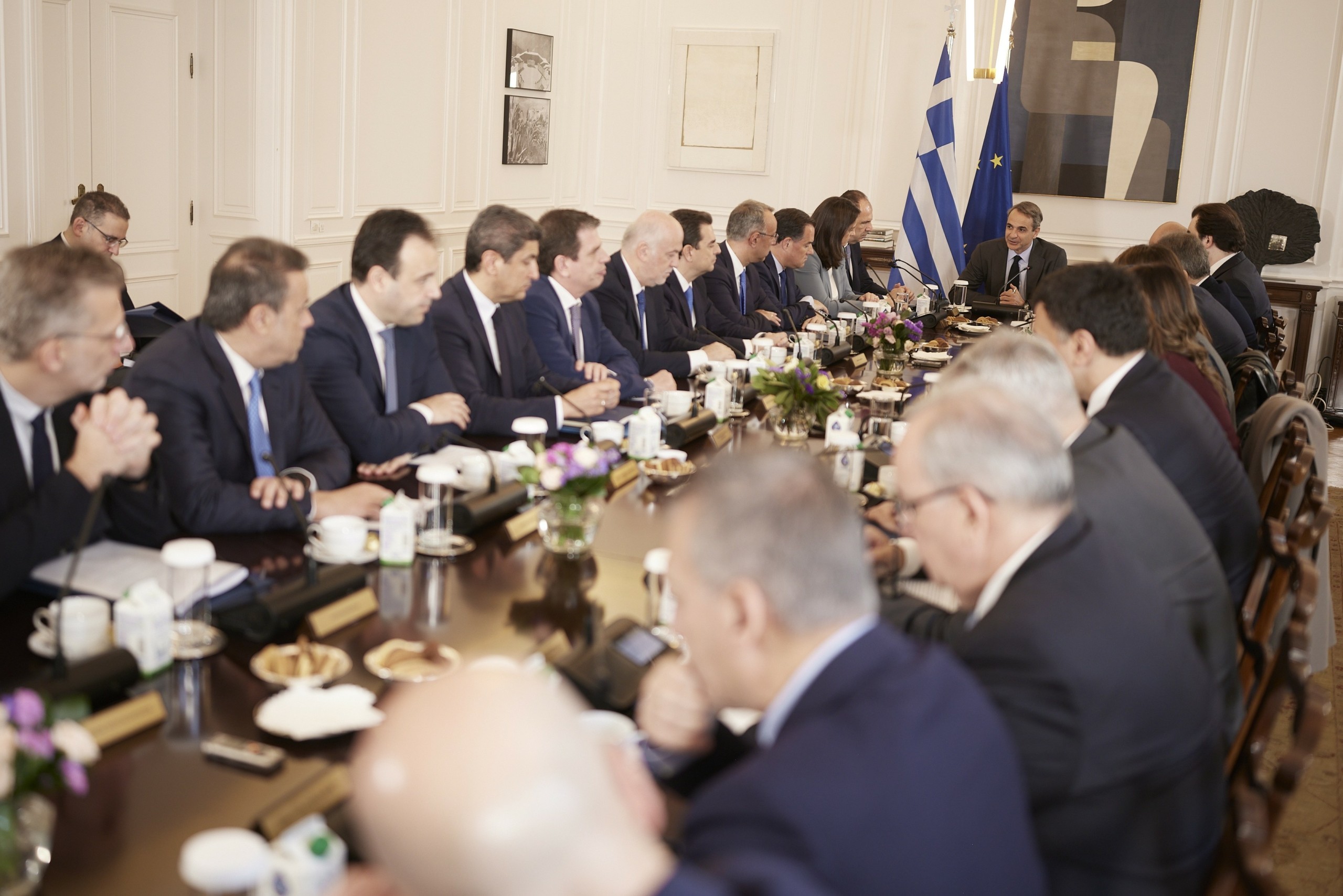Υπουργικό Συμβούλιο: Η παρουσίαση της αύξησης του κατώτατου μισθού – Όσα συζητήθηκαν