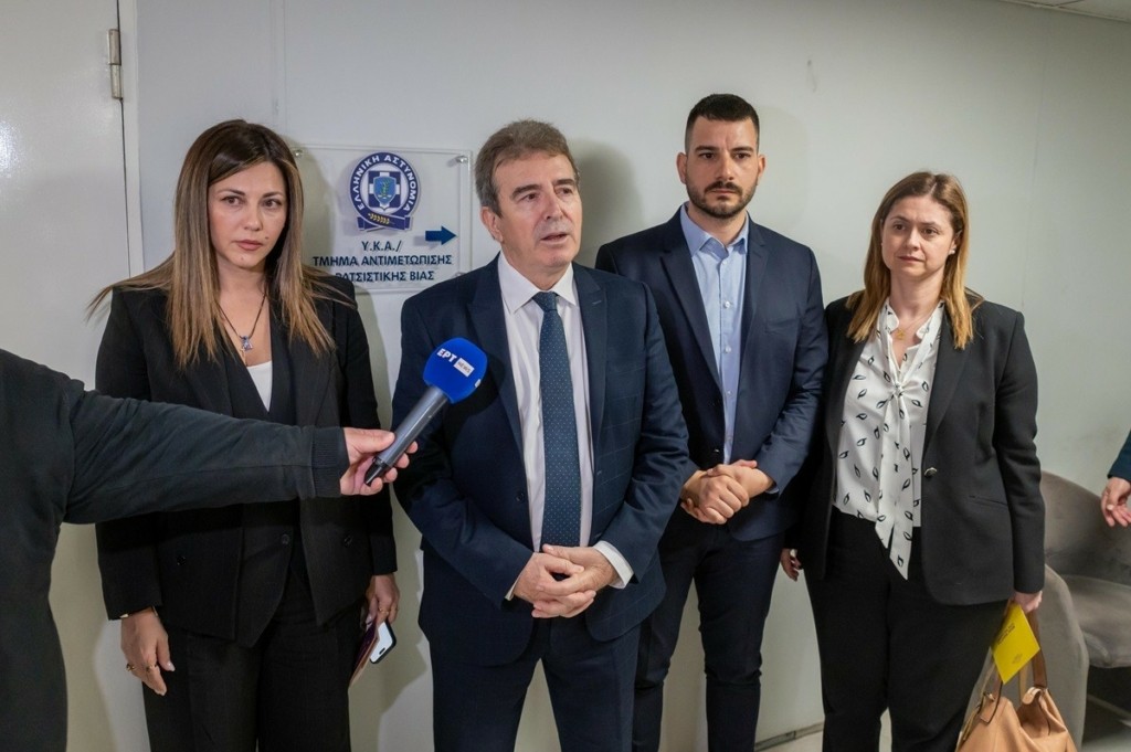 Χρυσοχοΐδης: «Η αντιμετώπιση της ρατσιστικής βίας είναι στις προτεραιότητες της ΕΛΑΣ»