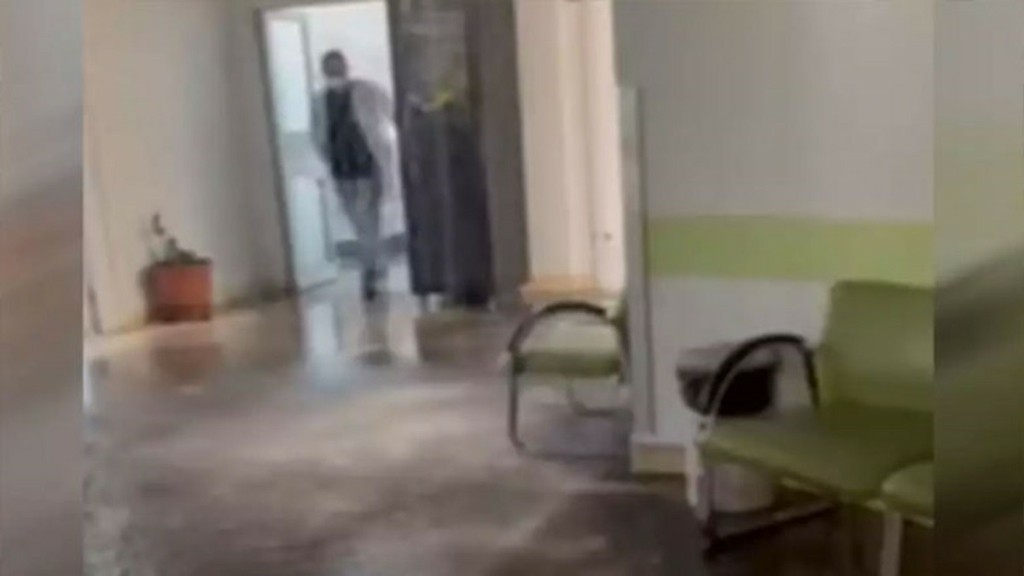 Ευαγγελισμός: Διαρροή καυτού νερού – Ξεκίνησε από τον 9ο κι έφτασε μέχρι τον 3ο όροφο