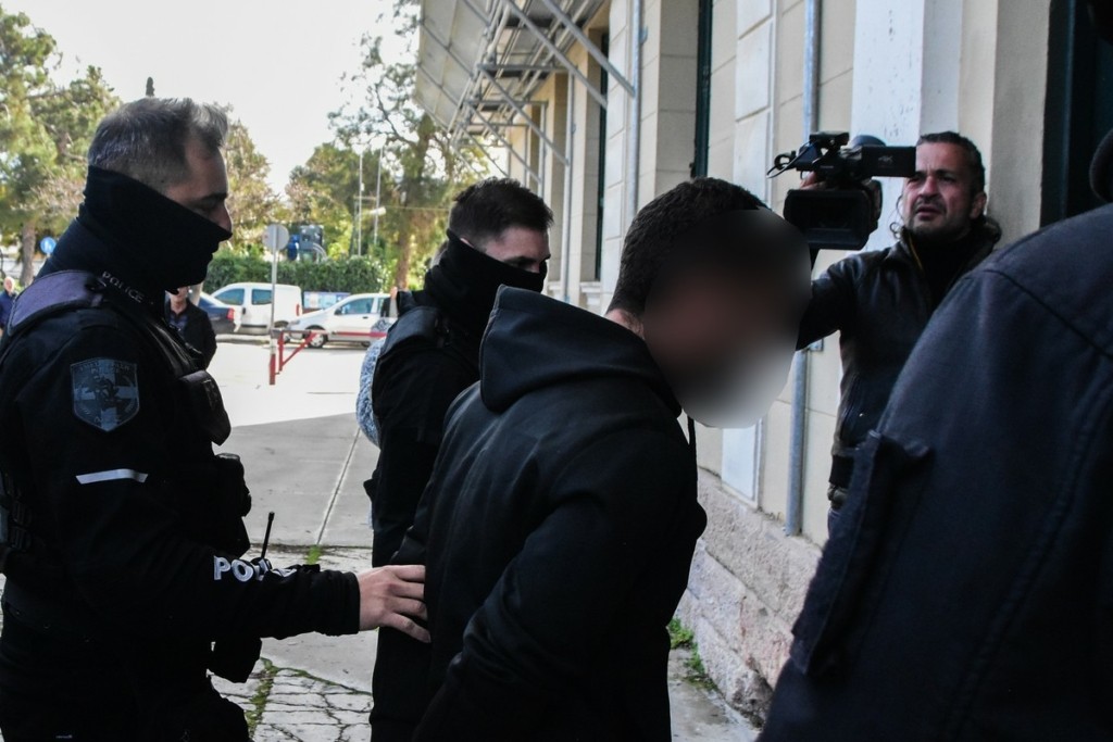 «Η κακοποίησή της γινόταν μπροστά στα παιδιά» -Σοκάρει ο δικηγόρος της 32χρονης για τον εφιάλτη που έζησε στα χέρια του συζύγου της