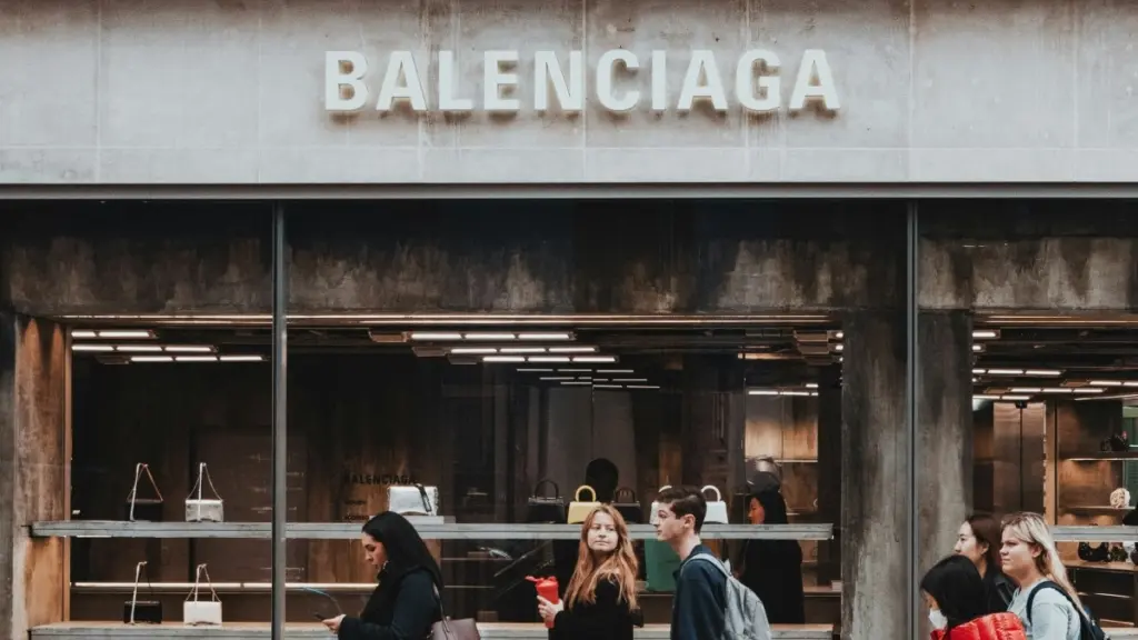 Στόχος χάκερ οι οίκοι Gucci, Balenciaga και McQueen – Κλάπηκαν δεδομένα πελατών