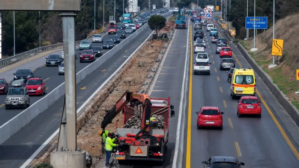 Θεσσαλονίκη: Κυκλοφοριακές ρυθμίσεις στην περιφερειακή οδό λόγω των εργασιών του Flyover