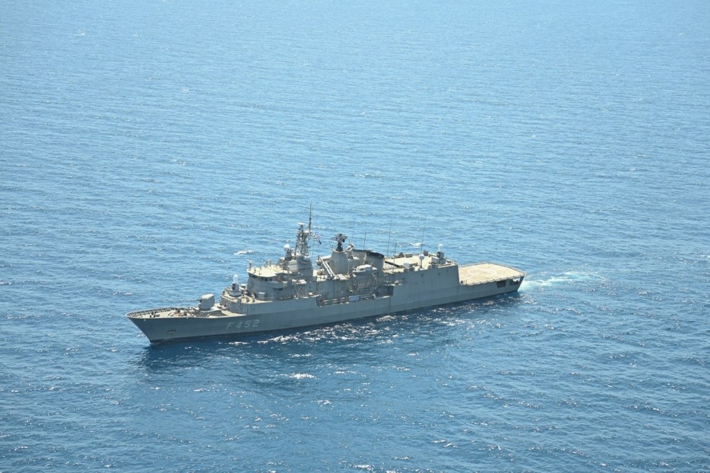 Η φρεγάτα “Ύδρα” στο λιμάνι του Τζιμπουτί για ανεφοδιασμό