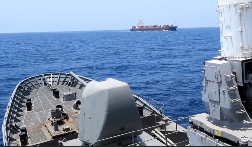 Ερυθρά Θάλασσα: Επίθεση σε πλοίο υπό ελληνική διαχείριση – Τι αναφέρουν πηγές του υπουργείου Ναυτιλίας