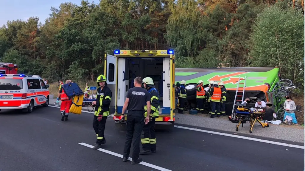 Γερμανία: Δυστύχημα με τουριστικό λεωφορείο – Πέντε νεκροί