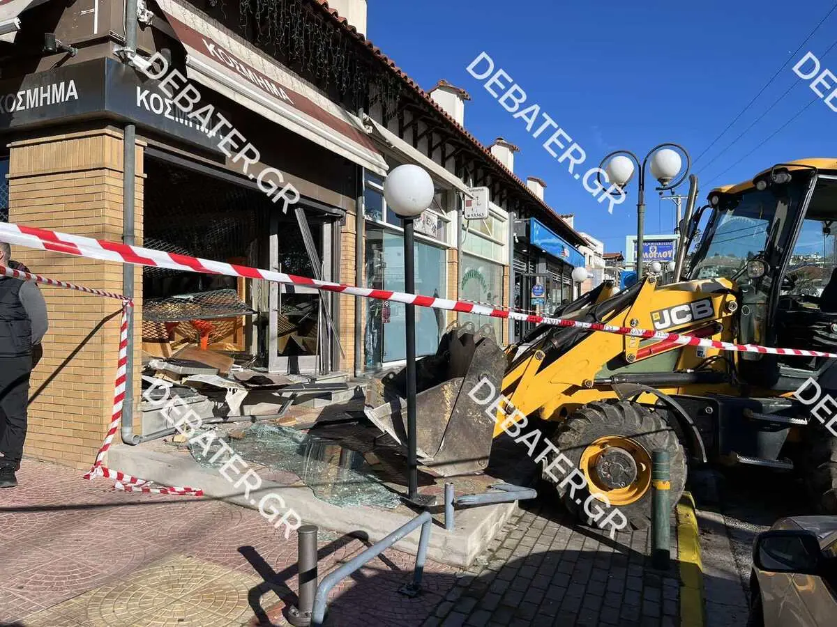Καπανδρίτι: Κινηματογραφική απόπειρα ληστείας σε κοσμηματοπωλείο – Τι λέει αυτήκοος μάρτυρας στο DEBATER – Δείτε βίντεο