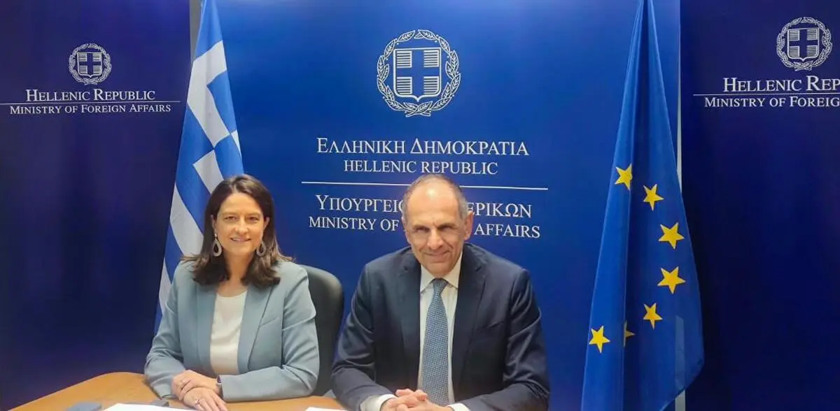 Επιστολική ψήφος: Γεραπετρίτης και Κεραμέως ενημέρωσαν τους επικεφαλής των διπλωματικών και προξενικών Αρχών της Ελλάδος στο εξωτερικό