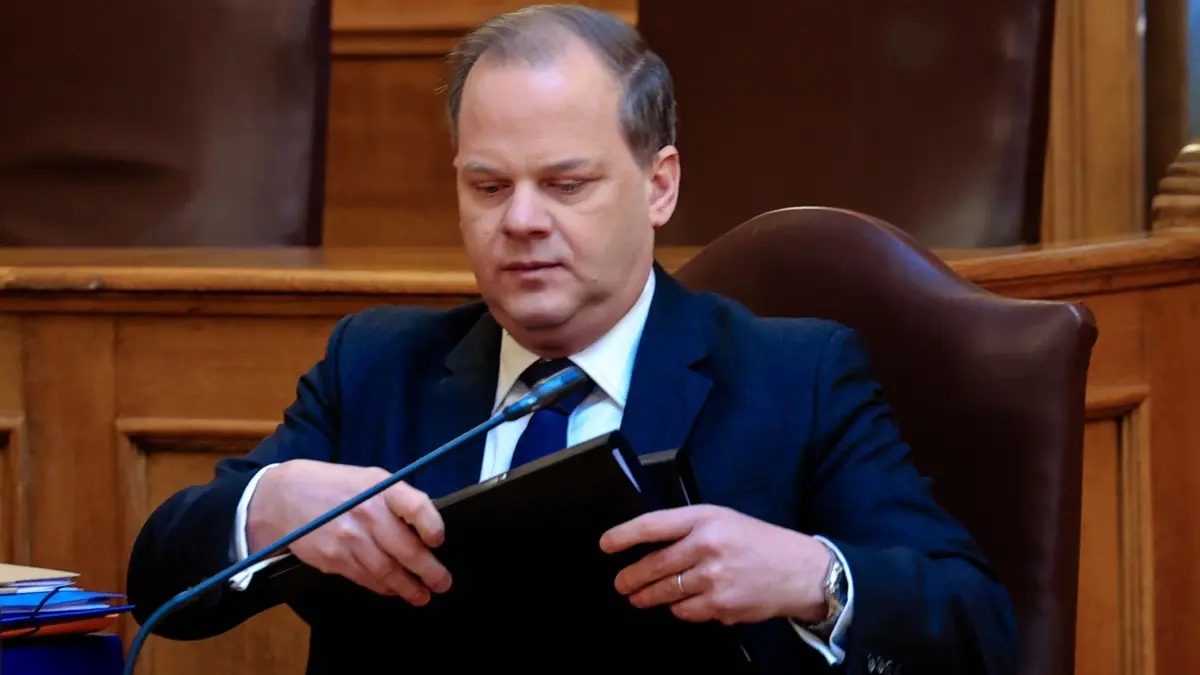Καραμανλής για δικογραφία Τεμπών: “Είμαι βέβαιος για την αθωότητά μου, παραμένω στη διάθεση των Αρχών”