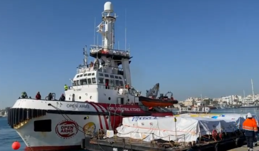 Κύπρος: Αναχώρησε το πλοίο με ανθρωπιστική βοήθεια για τη Γάζα -Μεταφέρει 200 τόνους