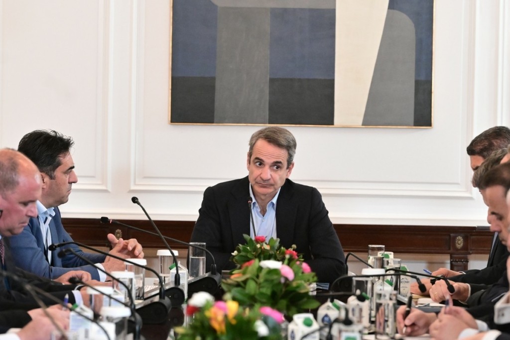 Ικανοποιημένοι οι αγρότες μετά τη συνάντησή τους με τον Κυριάκο Μητσοτάκη -Τι ζήτησαν