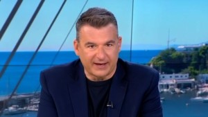 Το ξέσπασμα του Γιώργου Λιάγκα κατά γνωστού μουσικοσυνθέτη: “Δεν θέλω να τον ξαναδώ στα μάτια μου, όσο έχω εκπομπή δεν θα τον φιλοξενήσω ποτέ ξανά”