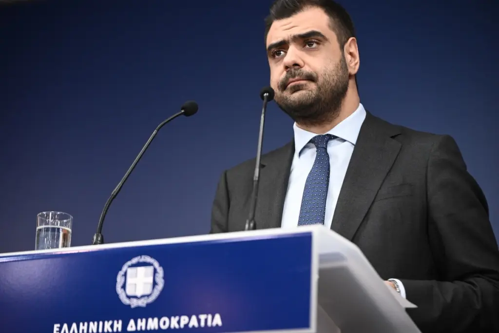 Επίθεση Μαρινάκη σε ΣΥΡΙΖΑ: Παίζουν πολιτικά παιχνίδια -ξανά- πάνω στον πόνο των συγγενών των θυμάτων