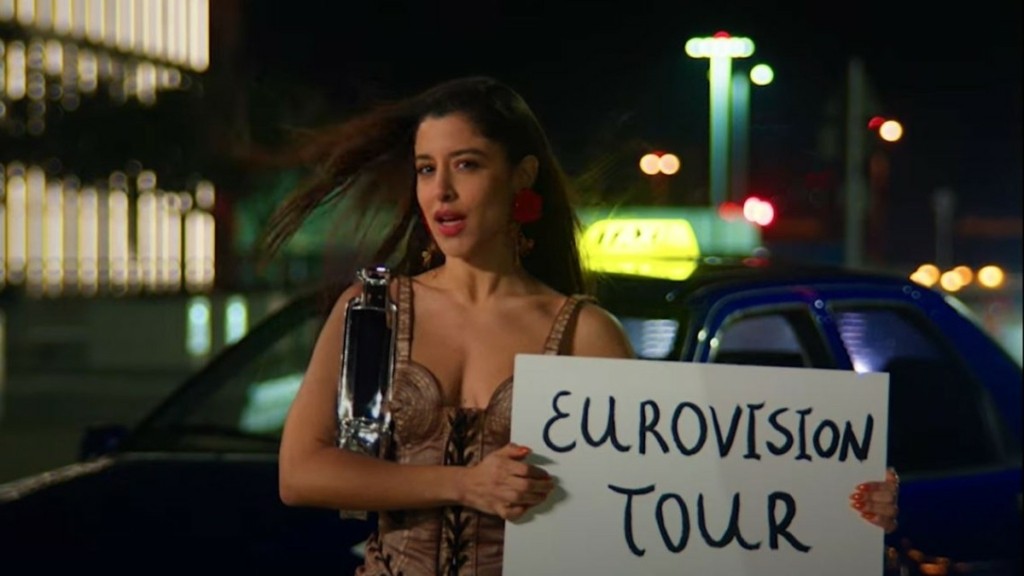 Πόσο κόστισαν τα ρούχα που φόρεσε η Μαρίνα Σάττι στο videoclip για το ”Ζάρι”;