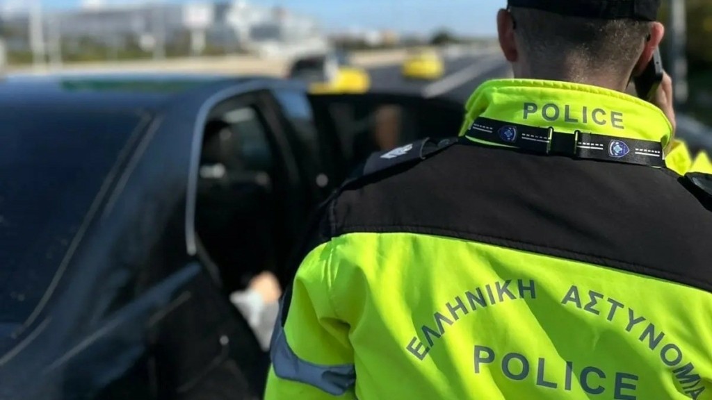 Εξόρμηση της Τροχαίας με μπαράζ ελέγχων στην Αττική – Σημειώθηκαν σχεδόν 8.000 αλκοτέστ μέσα σε 4 ημέρες