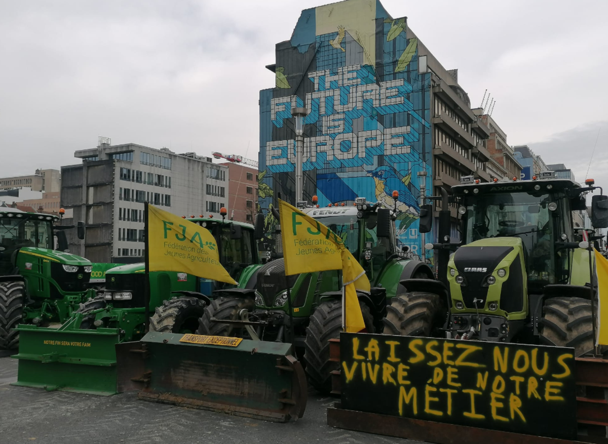 Βρυξέλλες τρακτέρ αγρότες