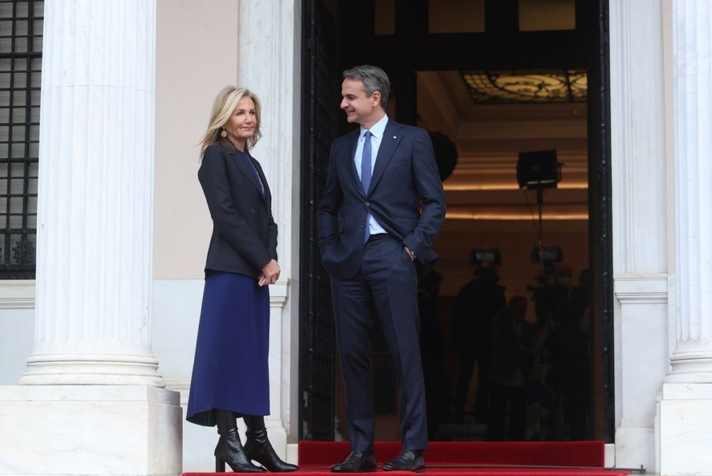Η Μαρέβα Μητσοτάκη μηνύει άμεσα την Έλενα Ακρίτα – Πιθανόν αύριο η αγωγή