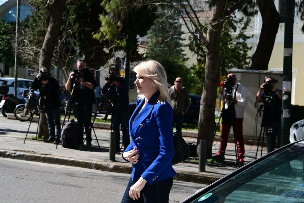 Παραδόθηκε στην Κοινοβουλευτική Ομάδα της Νέας Δημοκρατίας το κατηγορητήριο του ΣΥΡΙΖΑ για τον Κώστα Αχ. Καραμανλή