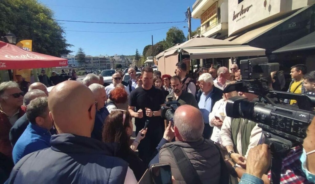 Κασσελάκης από το Ρέθυμνο: «Ξεκάθαρο ότι θέλουν να ιδιωτικοποιήσουν το δημόσιο σύστημα υγείας»