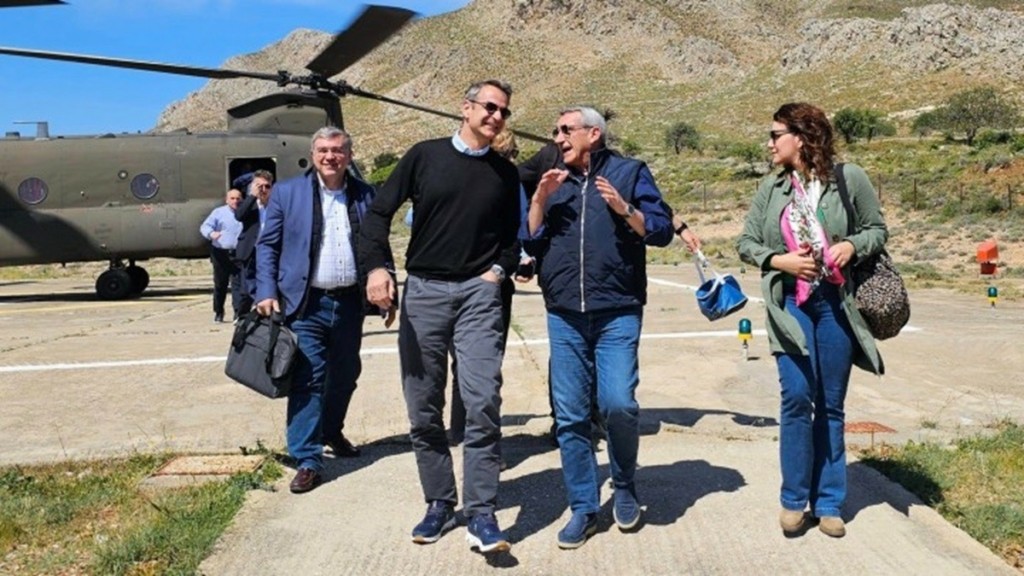 Κυριάκος Μητσοτάκης: Έφτασε στη Ρόδο και έφυγε άμεσα για την Τήλο
