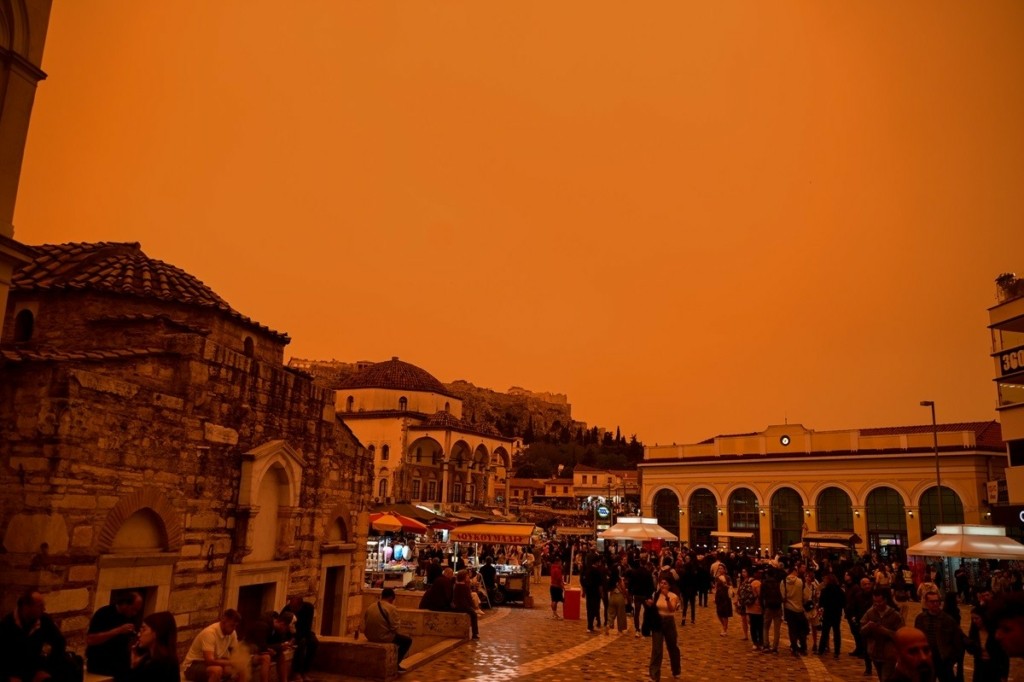 Έρχονται αφρικανική σκόνη και ζέστη με 35αρια από την Πέμπτη – Αλλάζει το σκηνικό του καιρού