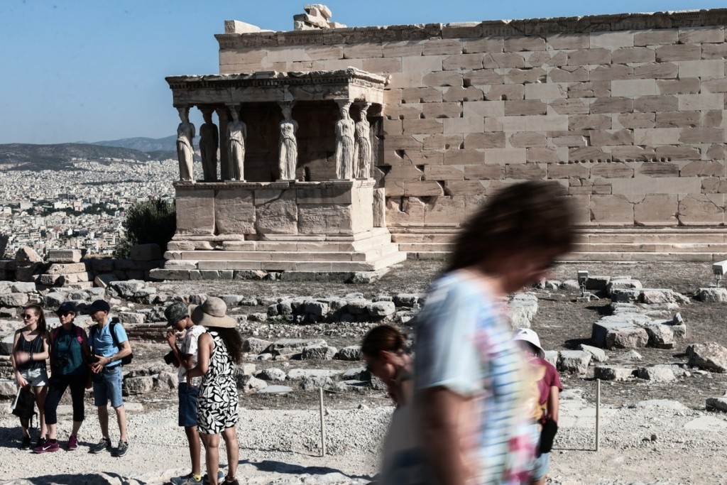 Καλά νέα από την Ευρώπη για την ελληνική οικονομία σε ανάπτυξη και πληθωρισμό