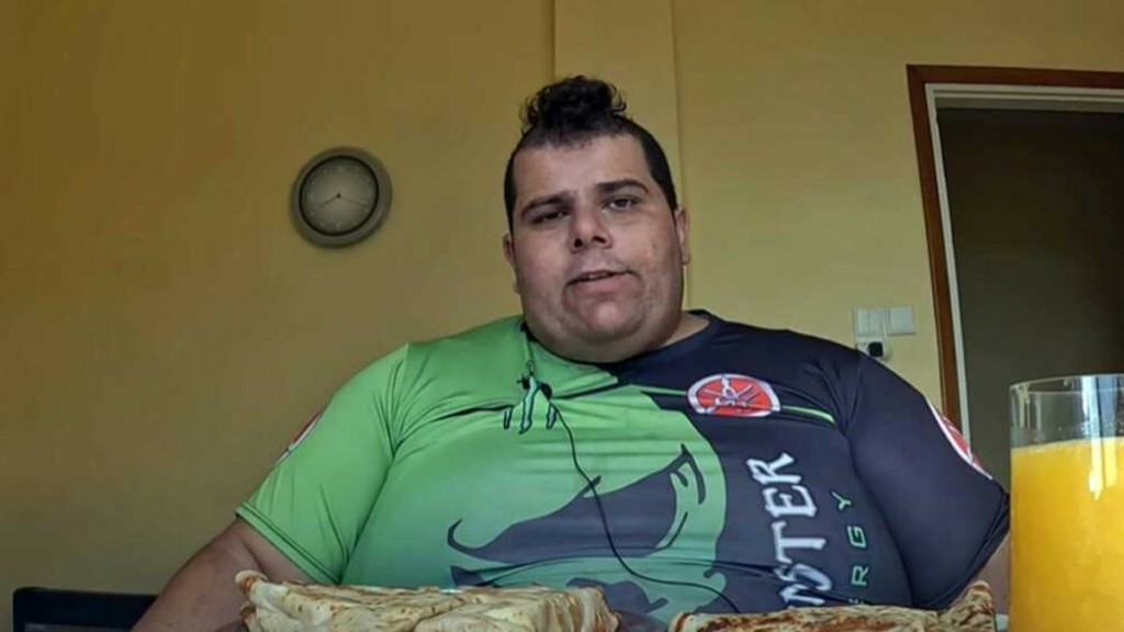 Με λοίμωξη αναπνευστικού ο TikToker Chris ASMR – Νοσηλεύεται στο νοσοκομείο