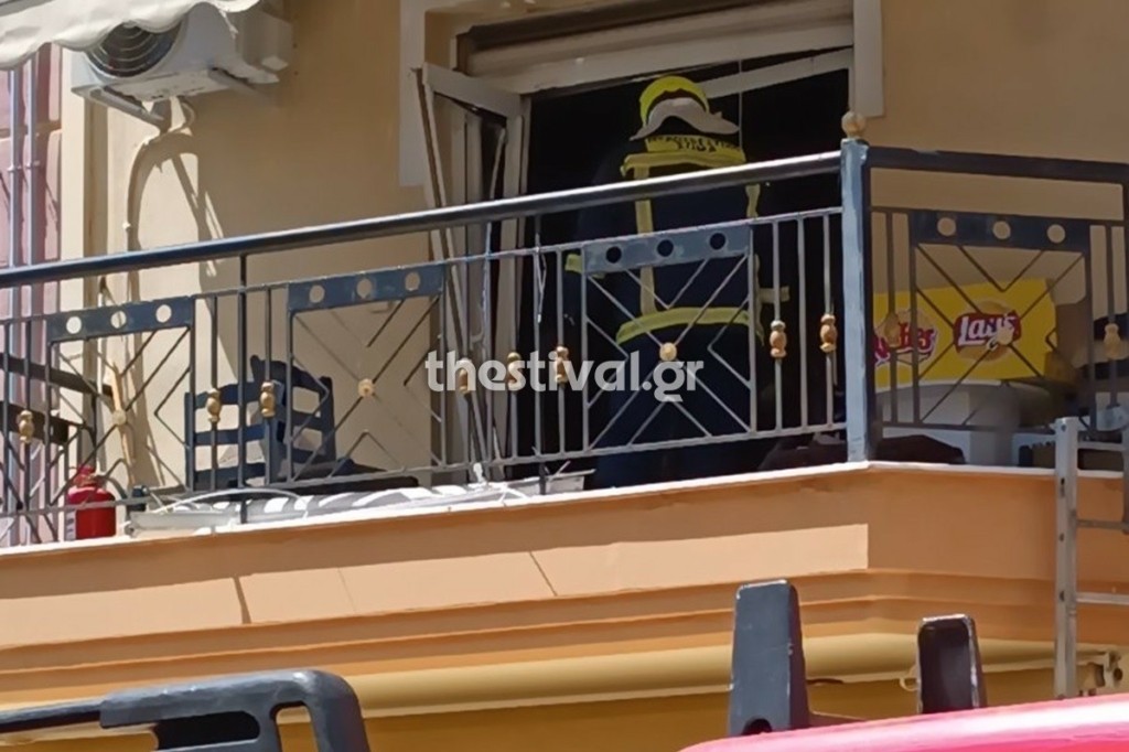 Θεσσαλονίκη: Έκρηξη σε διαμέρισμα 1ου ορόφου στην περιοχή των Μετεώρων (vid)